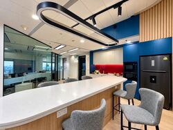 Gateway East (D7), Office #636605911